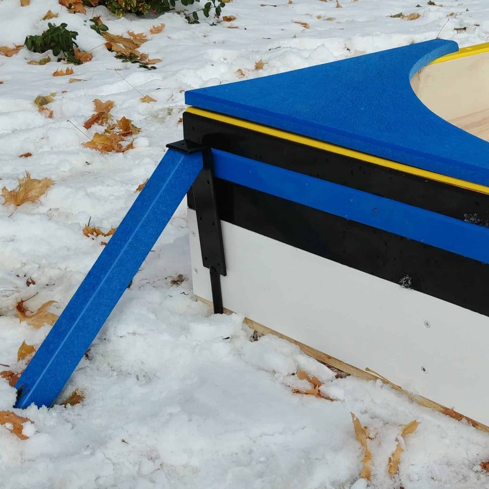 Corner Seat /Shelf